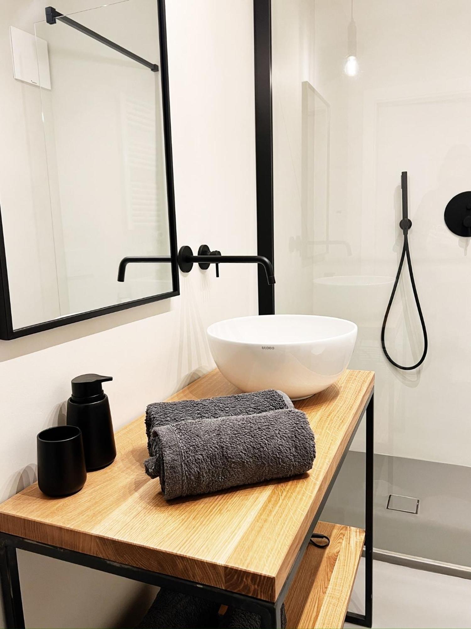 Late Checkout Merano - 3 Zimmer, Sonnenterrasse, Garage Luaran gambar